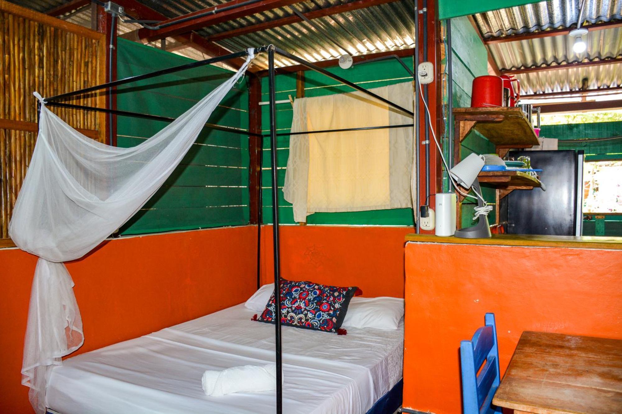 Guest house Casa Caracola *